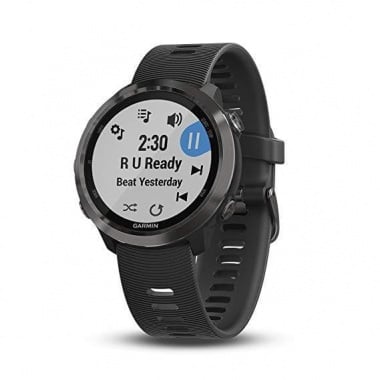 Garmin Forerunner® 645/645 Music GPS часовник за бягане с безконтактни плащания и вграден пулсомер Music сив с черна каишка